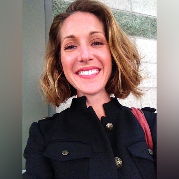 Welcome to my closet! - Picture 3 of 3